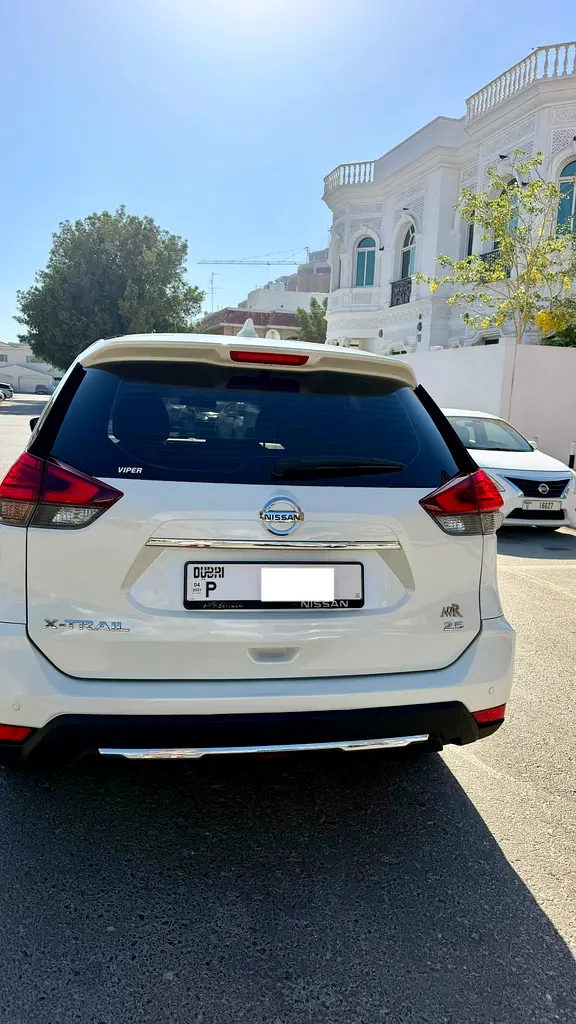 Nissan X-Trail SV 2021 GCC, First Owner - Full Service History Rostamani official, Deler - Image 4