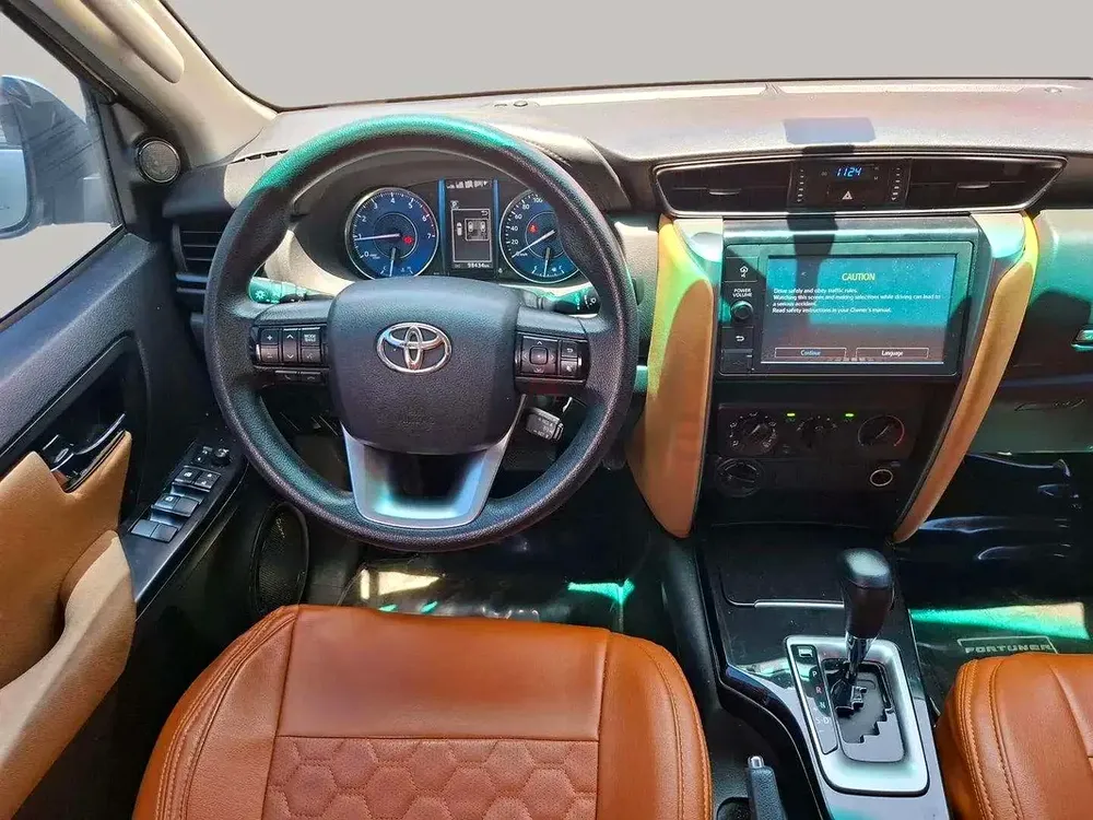 AED 1368/month | 2021 Toyota Fortuner  | GCC Specs | Ref#464352 - Image 10