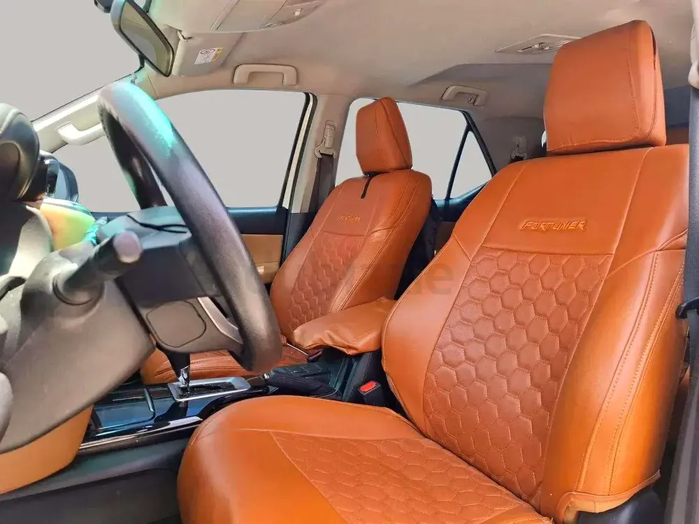 AED 1368/month | 2021 Toyota Fortuner  | GCC Specs | Ref#464352 - Image 13