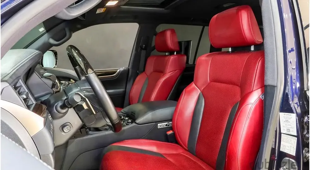 2019 Lexus LX 570 Signature GCC Specs - Pristine Condition ll 23,000  km - Image 7