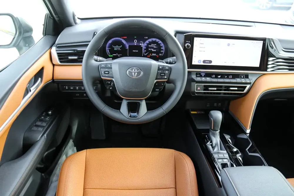 Toyota Camry Limited 2026 GCC Specs - Image 9