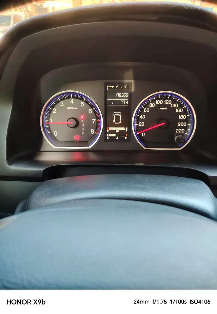 Honda CR-V 2008 GCC Specs - Reliable Family SUV - Image 7