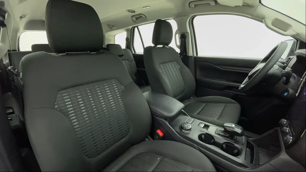 AED 1,911/month | 3 Months Free Warranty | Service History | FORD EVEREST 2024 - Image 6