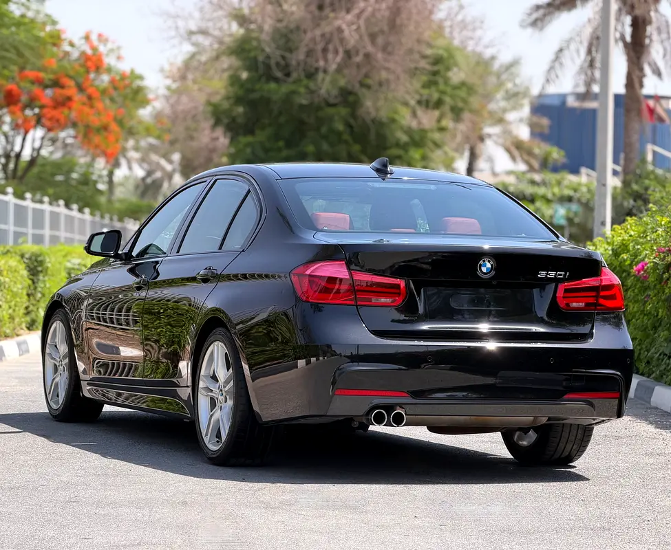 BMW 330i M Sport 2016 (GCC Specs – Perfect Condition) - Image 6