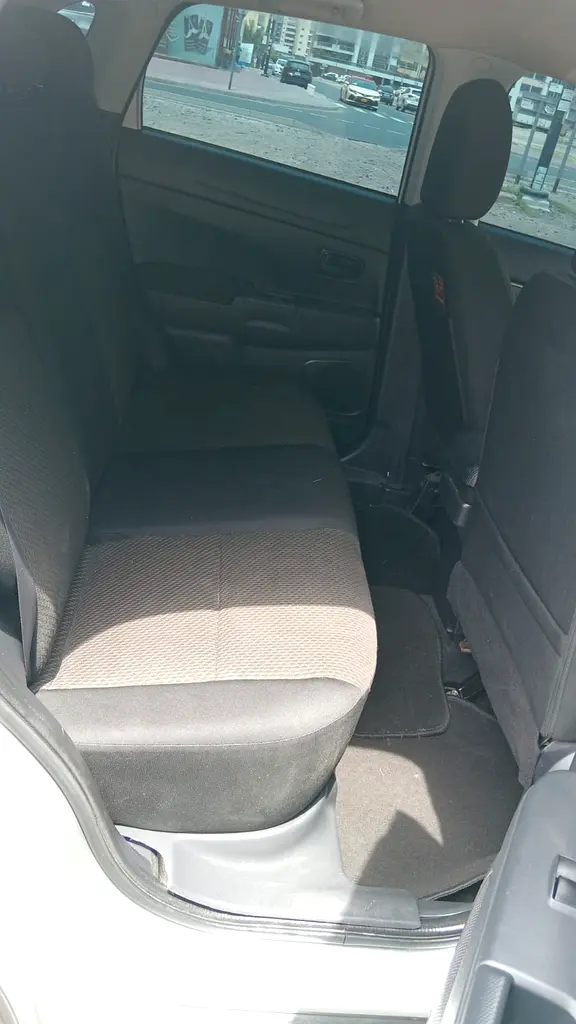 Mitsubishi ASX GLS 2019 - GCC Specs - Excellent Condition LADY DRIVEN - Image 13