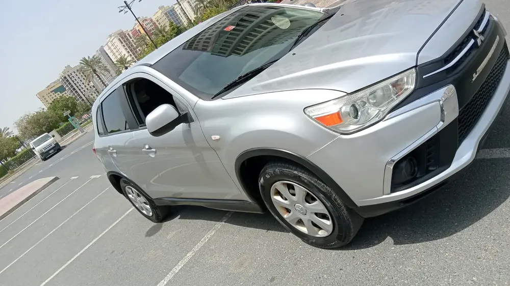 Mitsubishi ASX GLS 2019 - GCC Specs - Excellent Condition LADY DRIVEN - Image 5