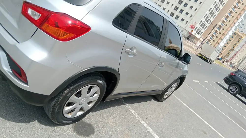 Mitsubishi ASX GLS 2019 - GCC Specs - Excellent Condition LADY DRIVEN - Image 8