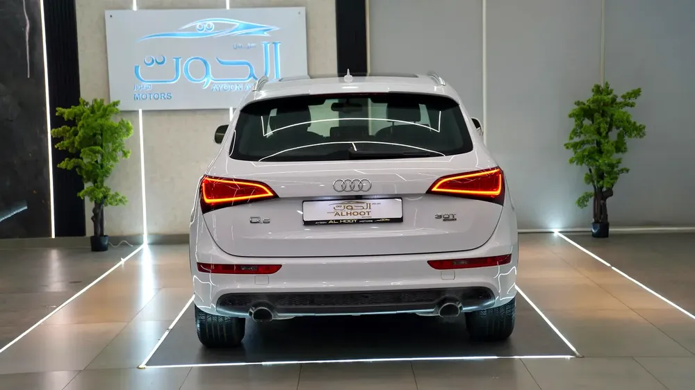 LIMITED AUDI Q5 3.0 V6 *QUATTRO* S-LINE ||TOP RANGE || WELL MAINTAINED || GCC || LOW MILEAGE - Image 12