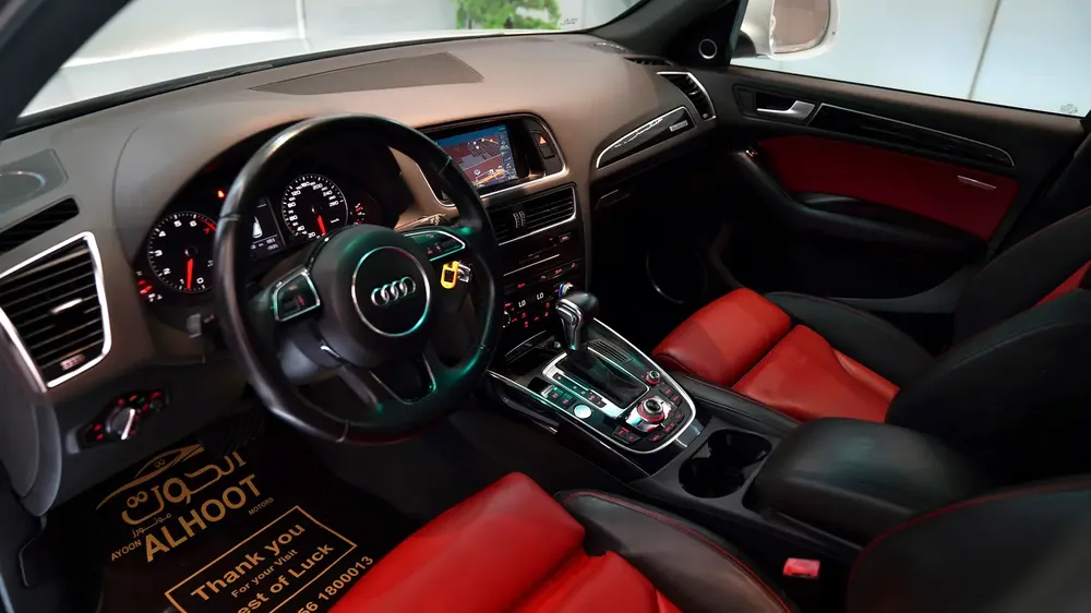 LIMITED AUDI Q5 3.0 V6 *QUATTRO* S-LINE ||TOP RANGE || WELL MAINTAINED || GCC || LOW MILEAGE - Image 14