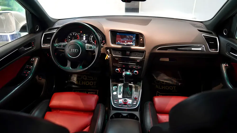 LIMITED AUDI Q5 3.0 V6 *QUATTRO* S-LINE ||TOP RANGE || WELL MAINTAINED || GCC || LOW MILEAGE - Image 19
