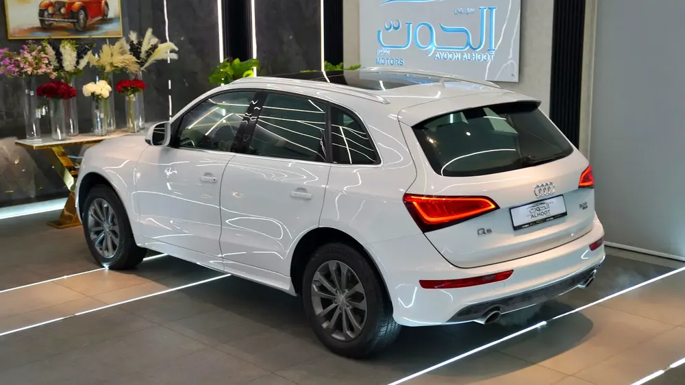 LIMITED AUDI Q5 3.0 V6 *QUATTRO* S-LINE ||TOP RANGE || WELL MAINTAINED || GCC || LOW MILEAGE - Image 8