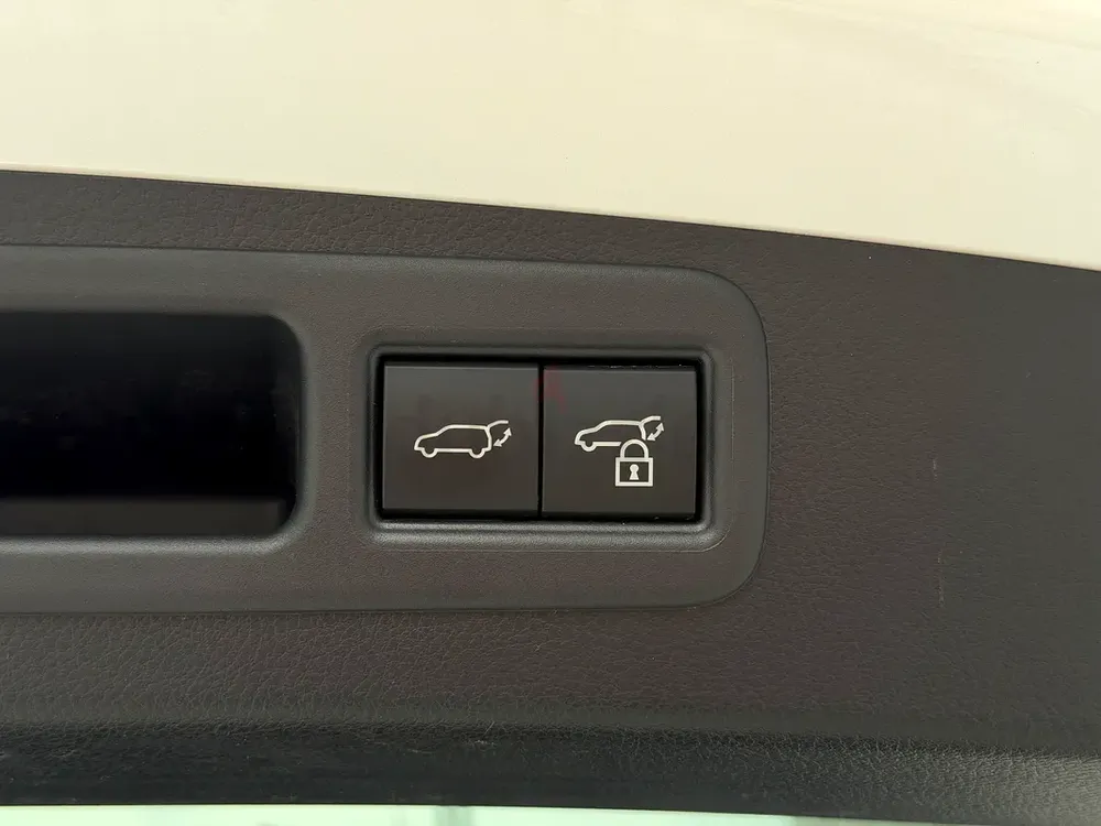 For Sale: 2024 Lexus RX350h Platinum - Image 17