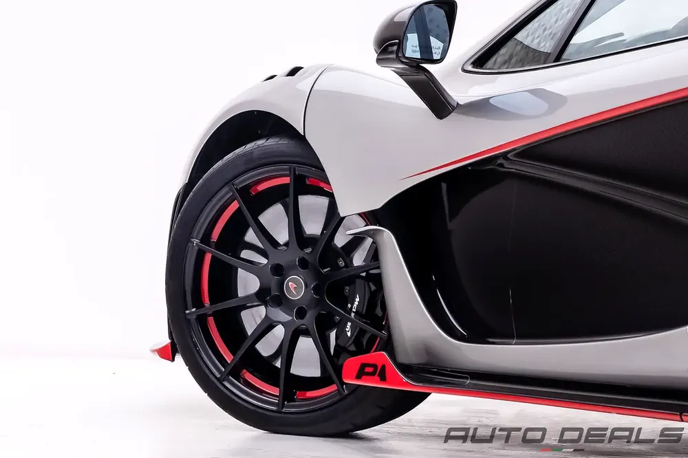 2015 McLaren P1 Special Project 300 1of1 | GCC | Low Mileage | Well Maintained | Pristine Condition - Image 12