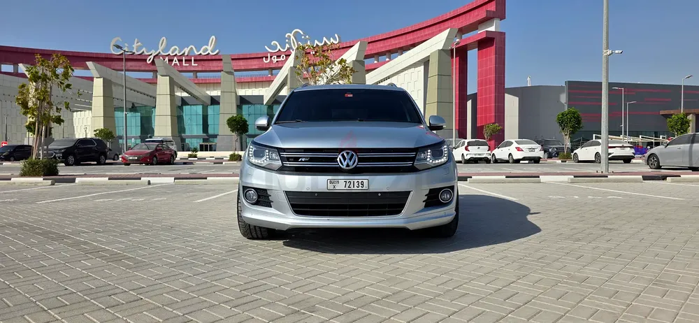 Agency Maintained, Top-Condition 2016 VW Tiguan R-Line - Image 8