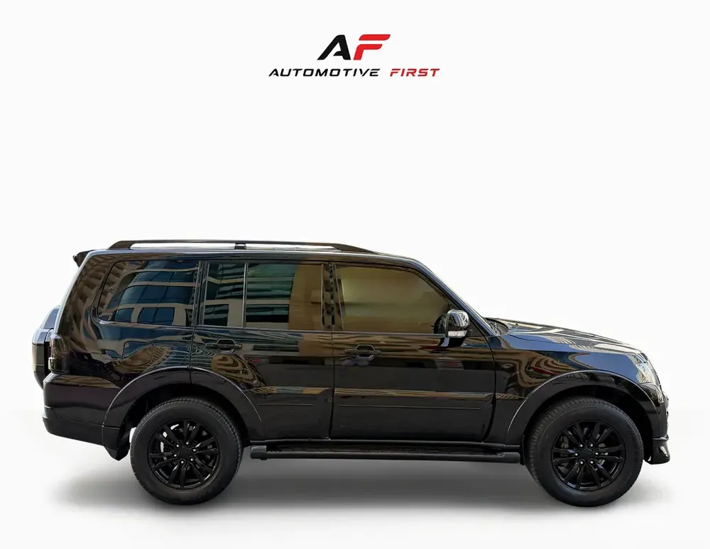 2020 Mitsubishi Pajero Black Signature Edition | Full Mitsubishi Service | Pristine Condition. - Image 14