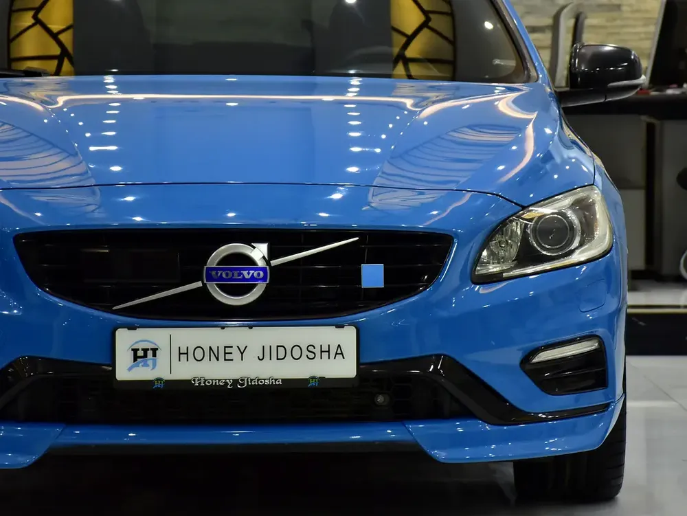 EXCELLENT DEAL for our Volvo V60 Polestar T6 ( 2016 Model ) in Blue Color GCC Specs - Image 4