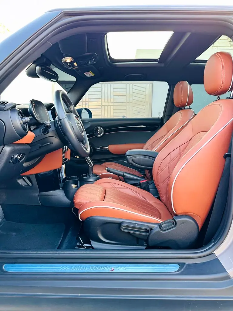 2023 MINI Cooper S GCC Specs - Excellent Condition - Image 12