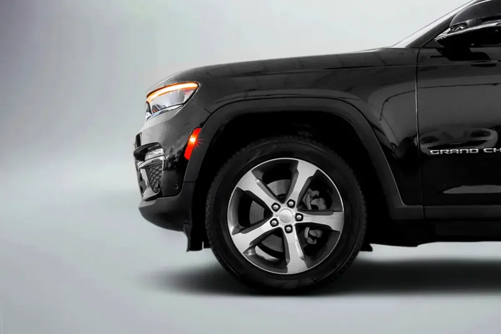 2,853 AED / 60 months | 0% DP | 2023 Jeep Grand Cherokee Limited + /  Jeep Warranty - Image 6