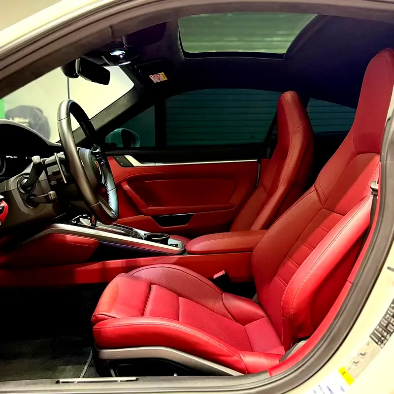 911 turbo 2022 GCC WARRANTY TILL 2027 - Image 9