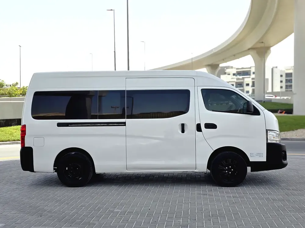 Nissan Urvan // Automatic gear // Hiroof // Full seats // Good conditions - Image 9