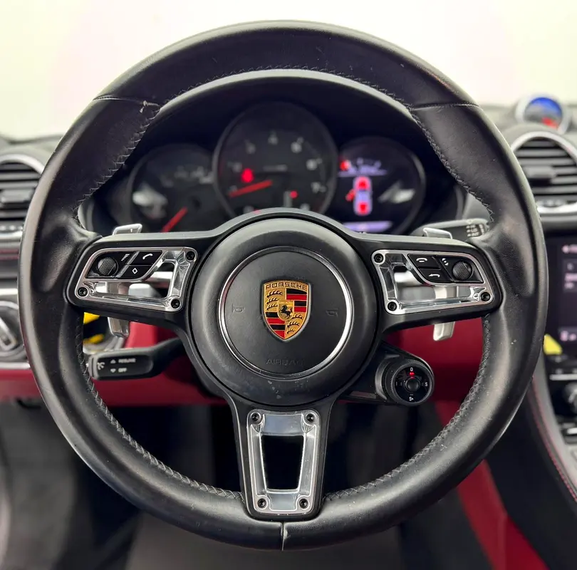 2020 Porsche 718 Cayman, 1 Year Warranty, Full Service History, Excellent Condition, GCC - Image 8