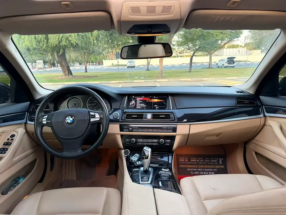 BMW 520 2015 /GCC/ FULL OPTION /VERY CLEAN CARGCC Specs - Image 18