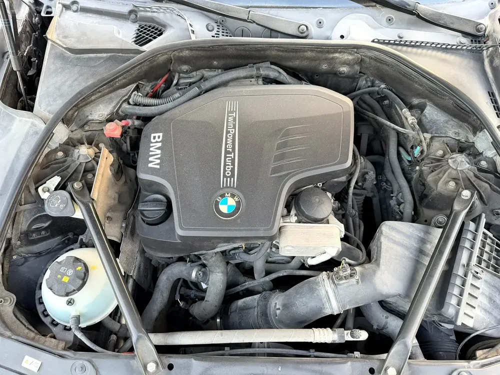 BMW 520 2015 /GCC/ FULL OPTION /VERY CLEAN CARGCC Specs - Image 8