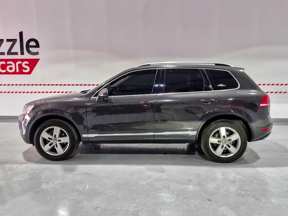 Inspected Car | 2012 Volkswagen Touareg  | GCC Specs | Ref#466359 - Image 4