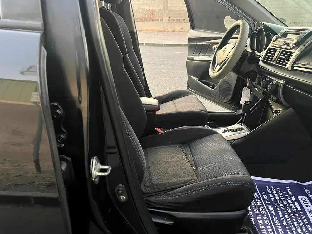 TOYOTA YARIS. 2015 MODEL. GCC. GOOD Condition.ACCIDENT FREE. - Image 8