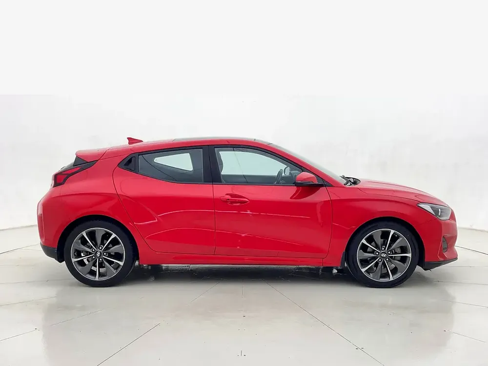 AED 665/month | 0 Downpayment | Free 3 Months Warranty | 30 Day Return | HYUNDAI VELOSTER 2019 - Image 5