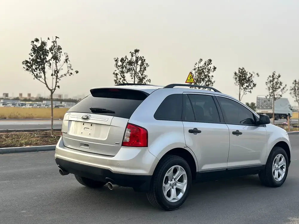 Like a brand new car super super clean - Image 12