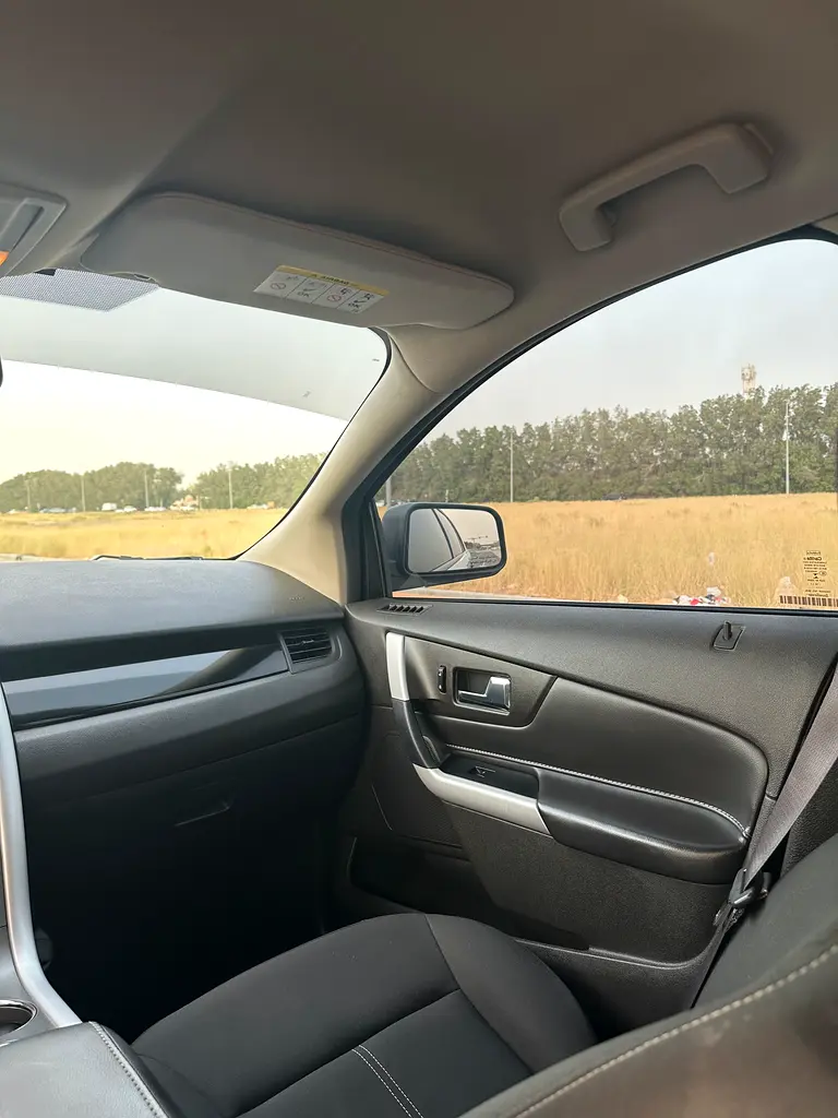 Like a brand new car super super clean - Image 20