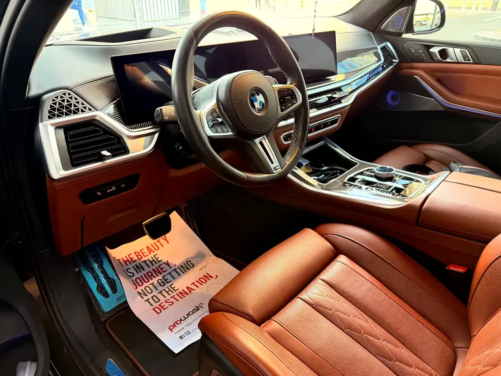 BMW X5 M60i Performance Masterclass - Image 6