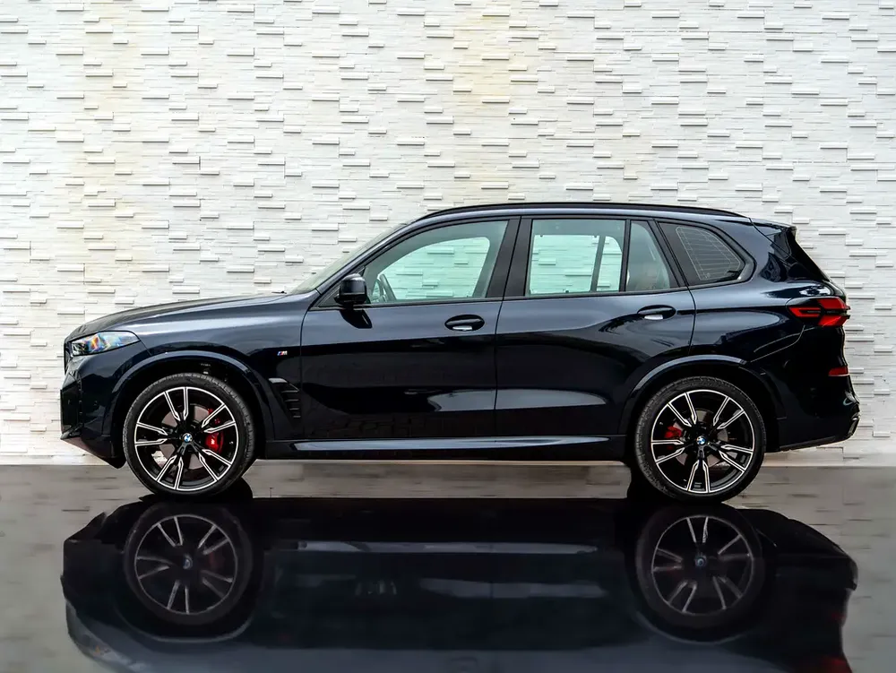 0% DOWN PAYMENT! | GUARANTEED EXIT PATH | xDRIVE 40i M-SPORT | 120-DAY DEFERRAL | WARRANTY + SERVICE - Image 4