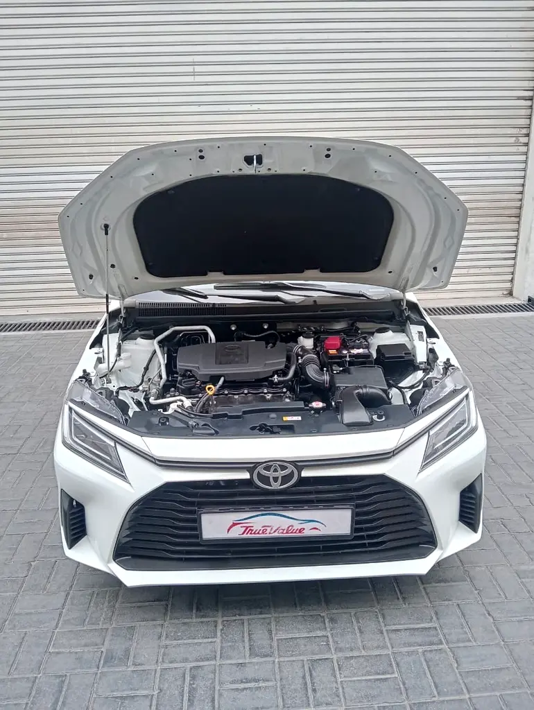 2023 Toyota Yaris S - GCC Specs - Like New! - Image 4