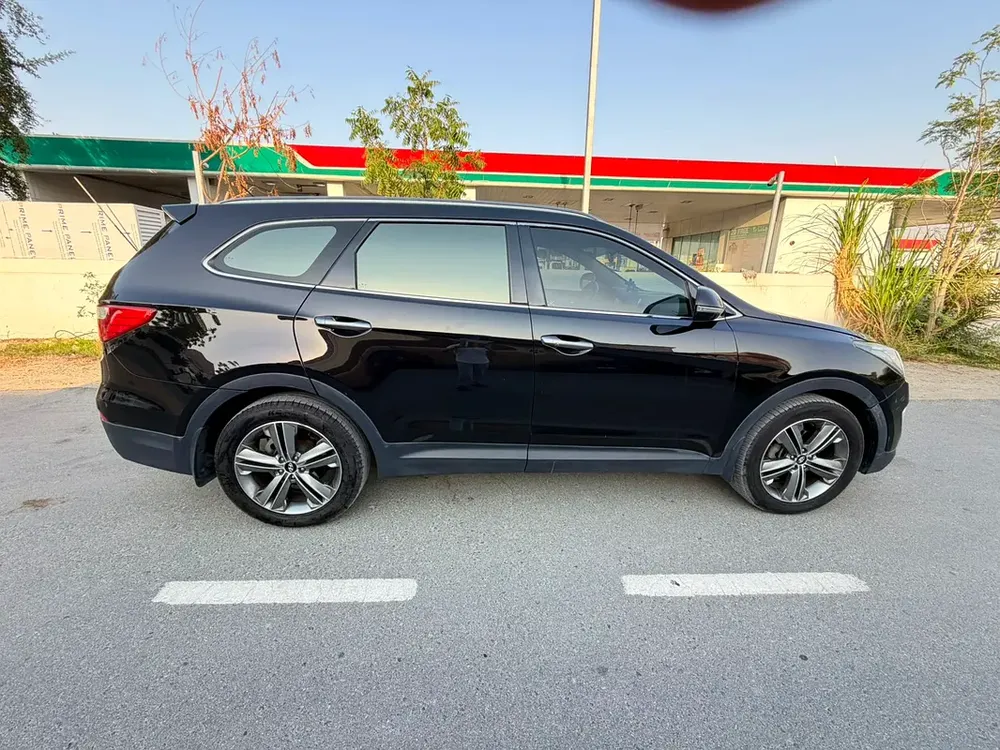 Hyundai Santa Fe Premium 2016 - GCC Specs - Image 10