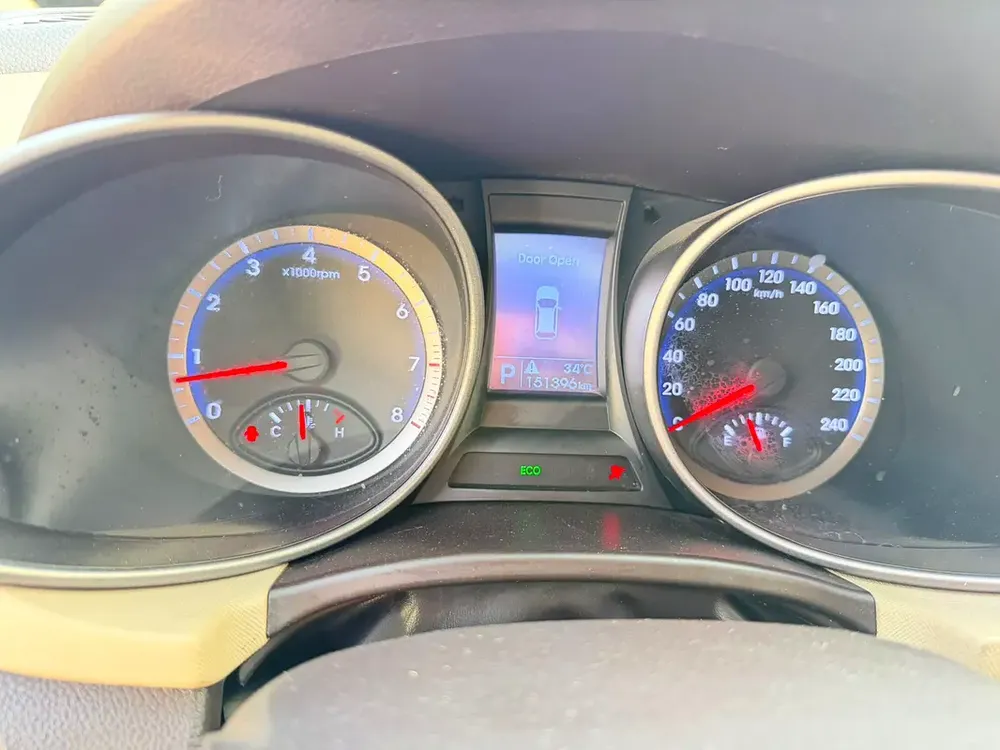 Hyundai Santa Fe Premium 2016 - GCC Specs - Image 13