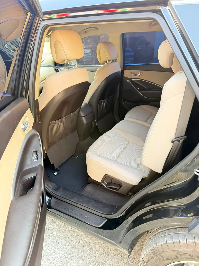 Hyundai Santa Fe Premium 2016 - GCC Specs - Image 16