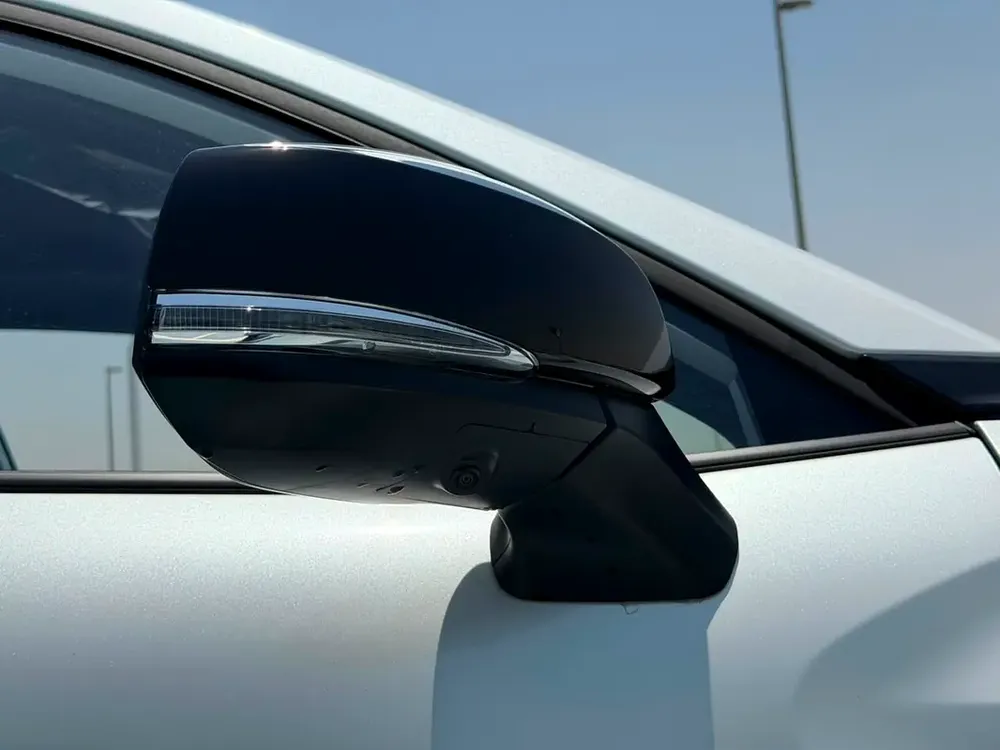 Cross 2.0L HEV Facelift Electric Seat/360 2025 Export Price @ 78,500 AED - Image 16