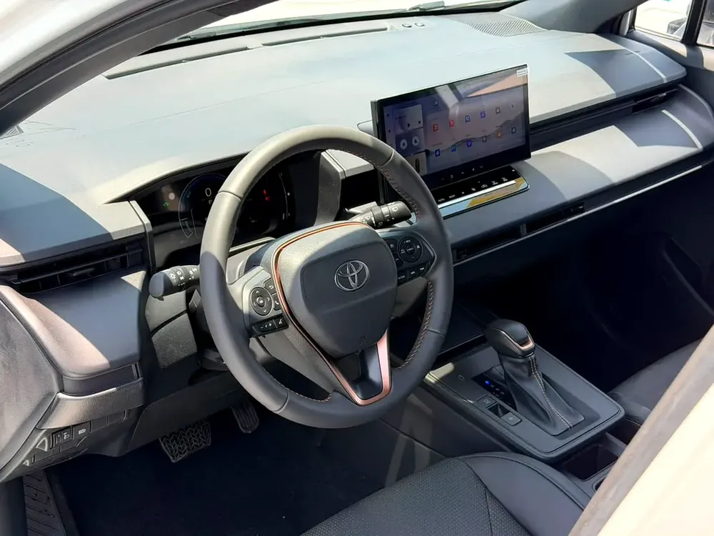 Cross 2.0L HEV Facelift Electric Seat/360 2025 Export Price @ 78,500 AED - Image 5