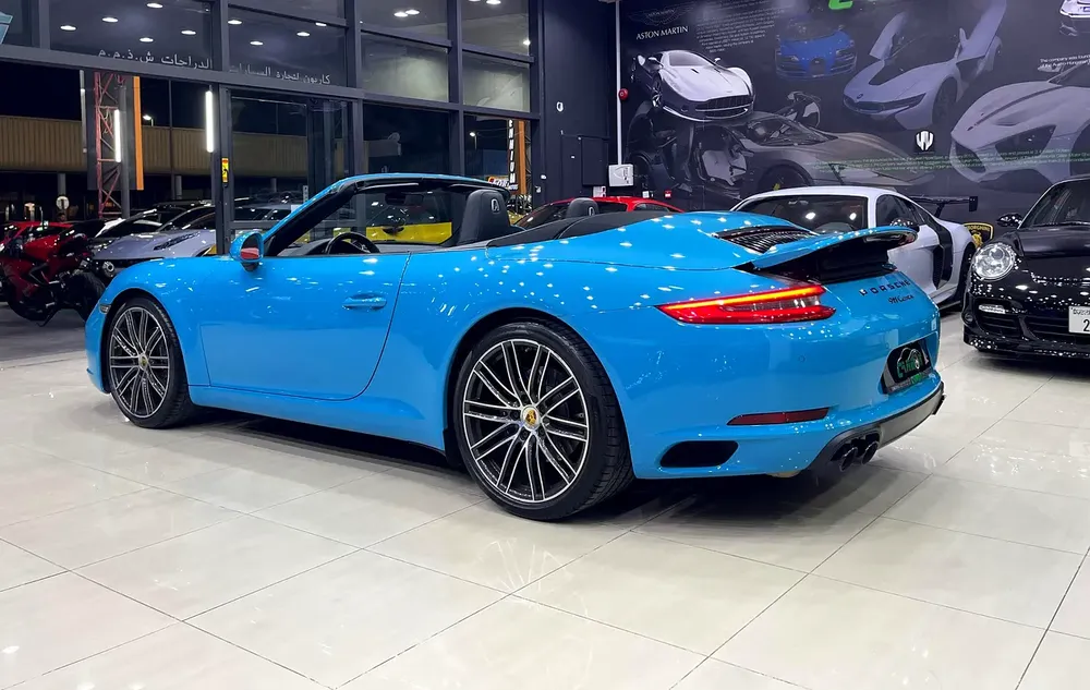 PORSCHE CARRERA CABRIOLET MIAMI BLUE GCC FULL PORSCHE SERVICE HISTORY - Image 11
