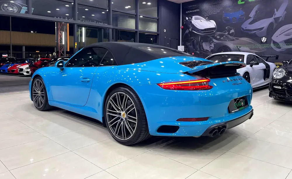 PORSCHE CARRERA CABRIOLET MIAMI BLUE GCC FULL PORSCHE SERVICE HISTORY - Image 12