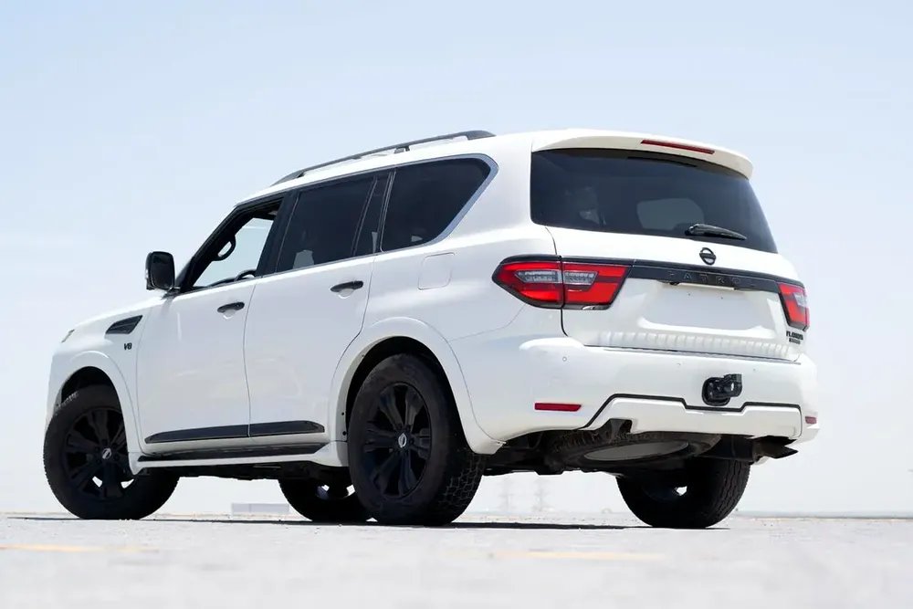 Nissan Armada Platinum 2020 - American Specs - GCC Car - Image 4