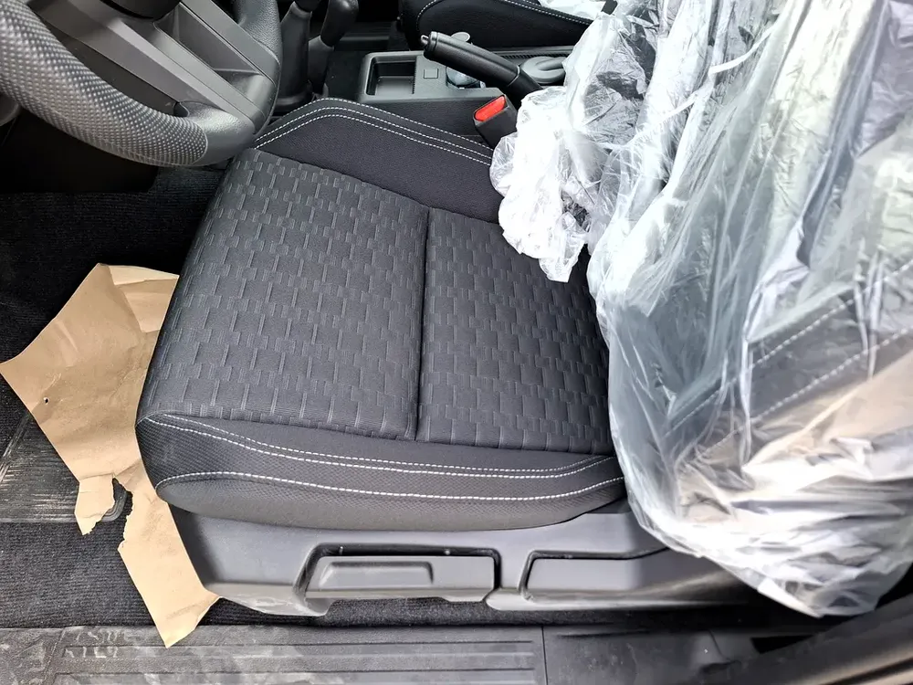 Mitsubishi L200 2.4L 2025 MT DC Black Petrol (Export Only) - Image 7