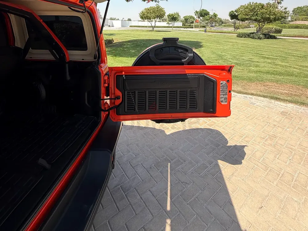 Jeep Wrangler Unlimited Sport 2019 American Specs - Image 10