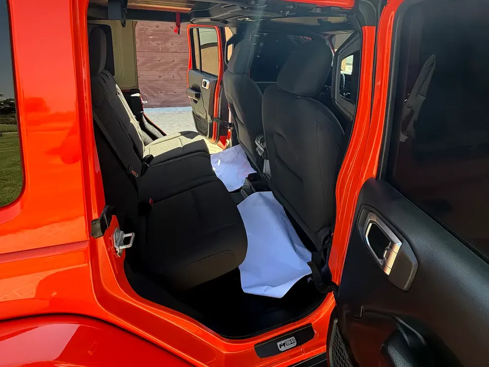 Jeep Wrangler Unlimited Sport 2019 American Specs - Image 11