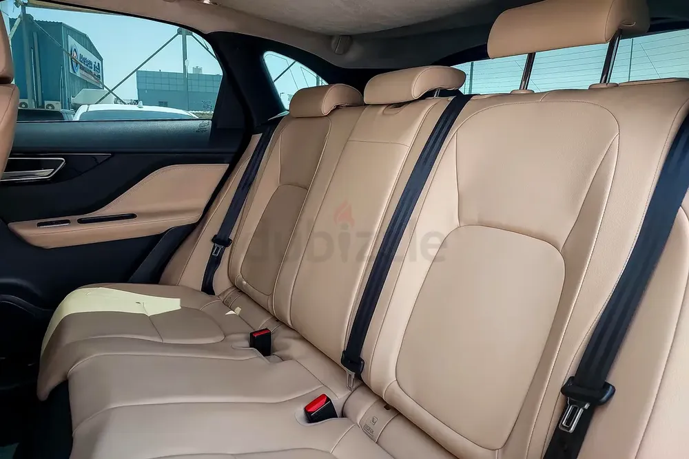 AED 912/month | 2019 Jaguar F-Pace  | GCC Specs | Ref#456136 - Image 12