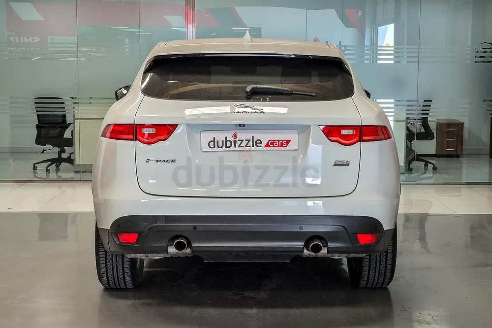 AED 912/month | 2019 Jaguar F-Pace  | GCC Specs | Ref#456136 - Image 7