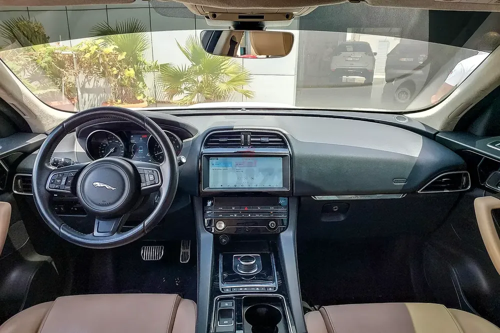 AED 912/month | 2019 Jaguar F-Pace  | GCC Specs | Ref#456136 - Image 9