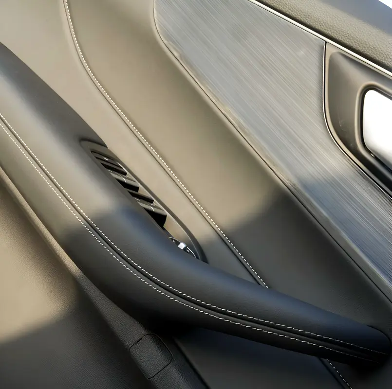 Official Dealer warranty 6 Years - Free services 0% DP - Image 18